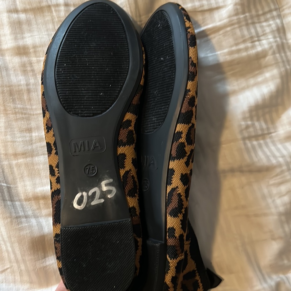 Cheetah print flats - Picture 4 of 4